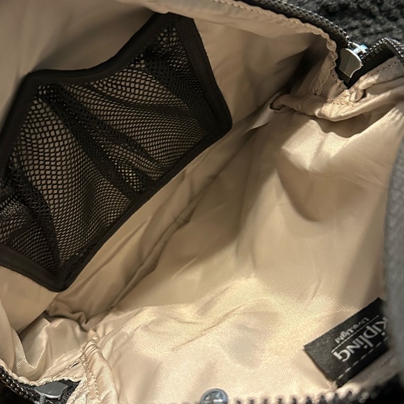 New Kipling Black Bente sling bag - Picture 4 of 7